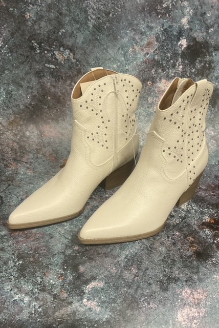 Women’s Cream/White Studded Boots