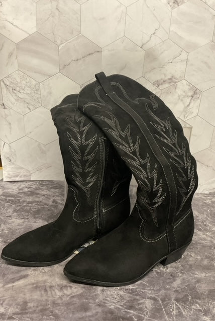 Women’s Black Cowgirl Boots